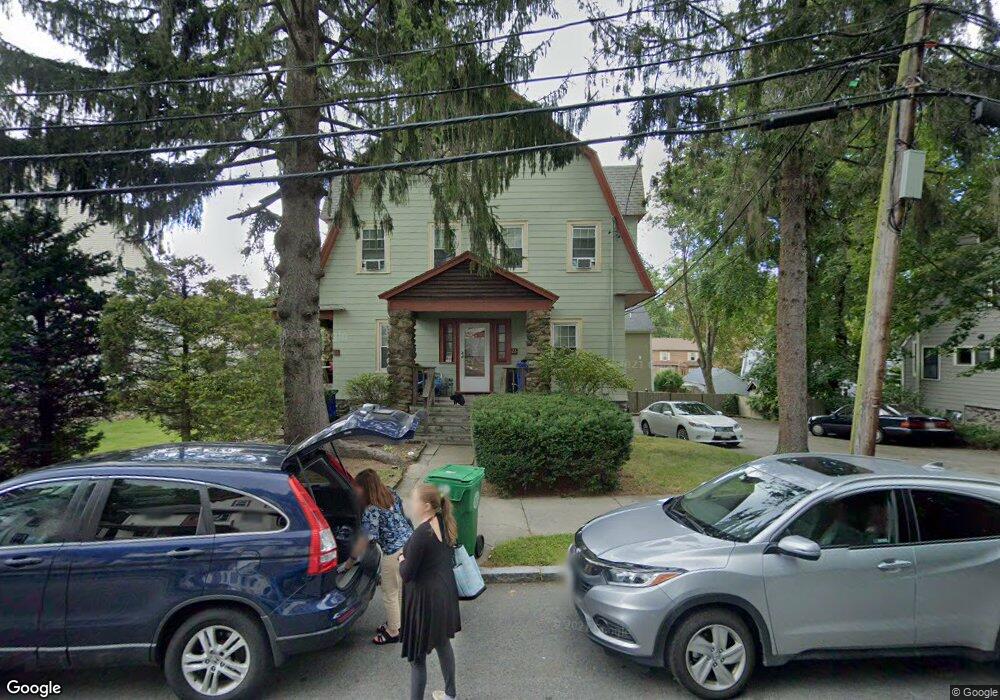 20 Circuit Ave unit 22, Newton Highlands, MA 02461 - photo 1