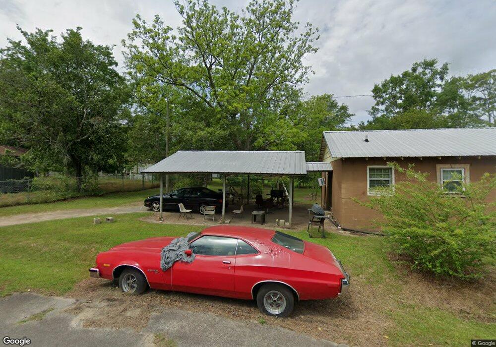 108 Gillis St, Fitzgerald, GA 31750 - photo 1