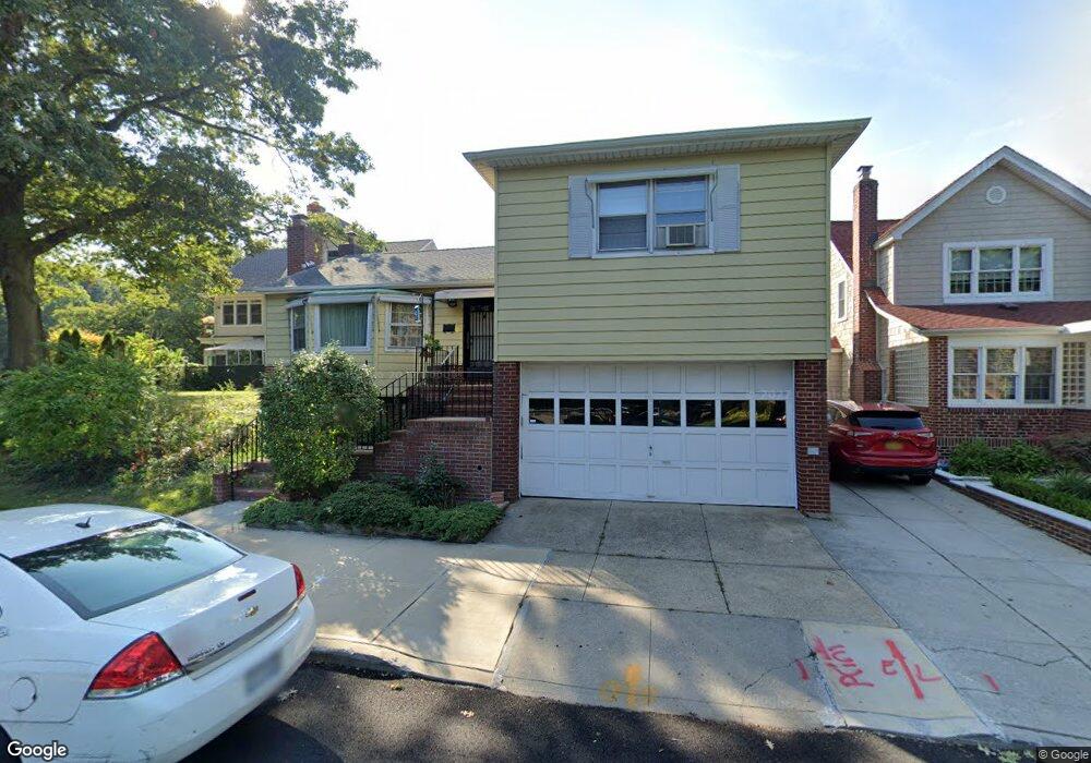 91-01 71st Rd unit House, Forest Hills, NY 11375 - photo 1