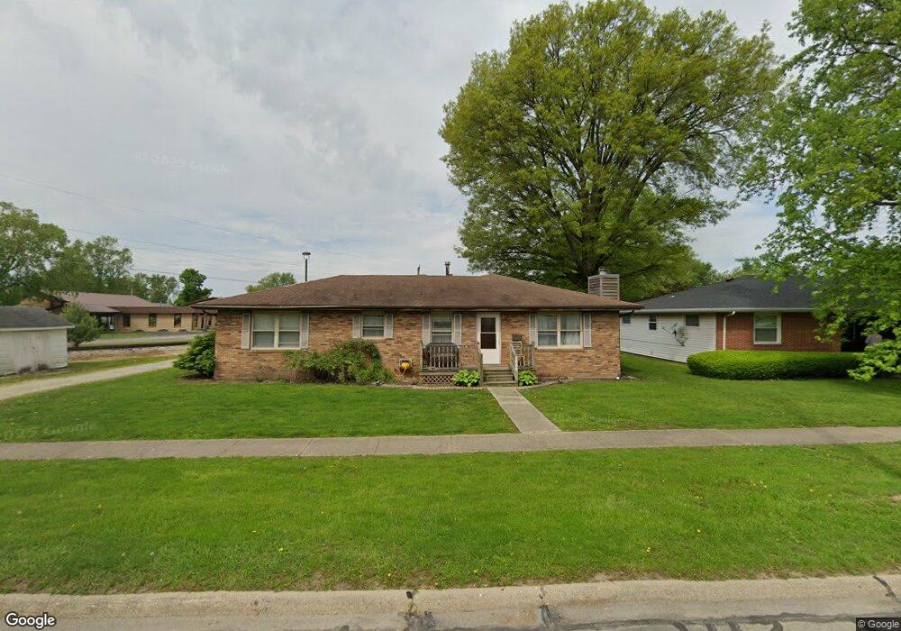 1309 S 9th St, Mattoon, IL 61938 - photo 1