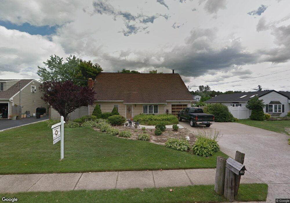 78 Norman Dr, Bohemia, NY 11716 - photo 1