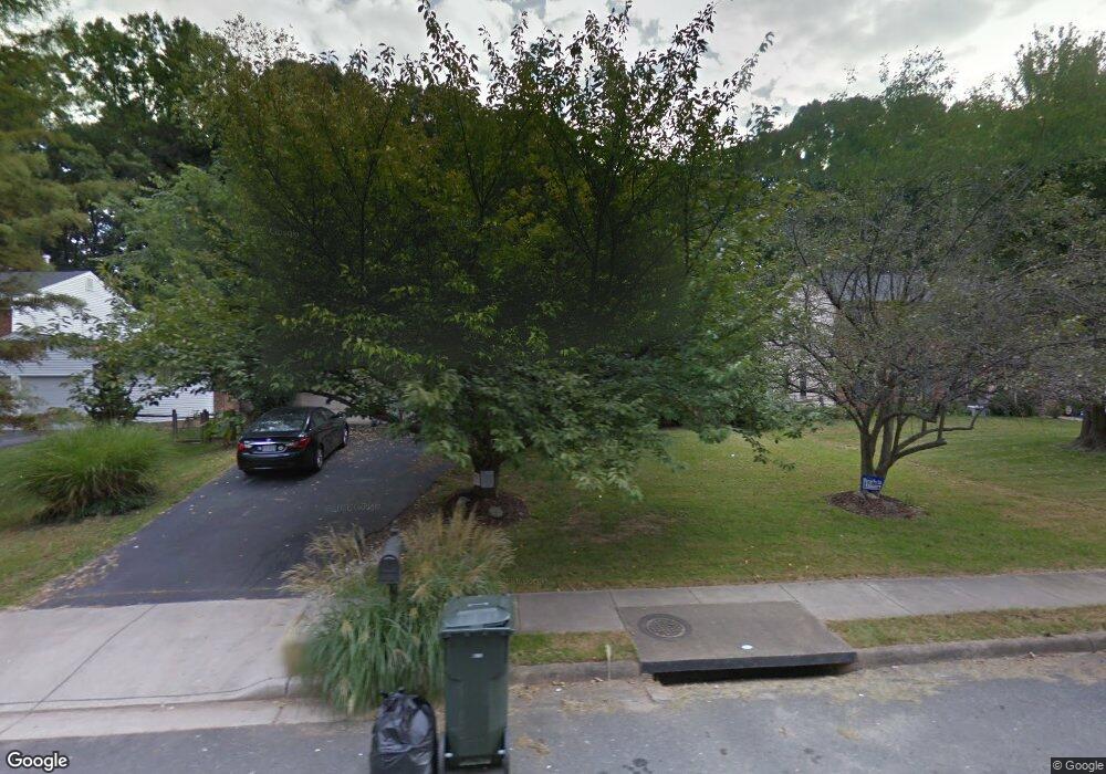 2484 Freetown Dr, Reston, VA 20191 - photo 1