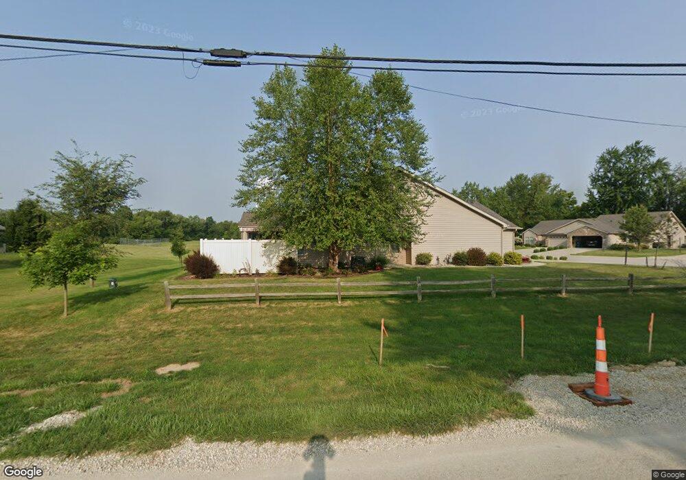 215 Lauren Ln unit 5, Roanoke, IN 46783 - photo 1