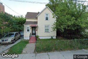 213 S West St, Waukegan, IL 60085