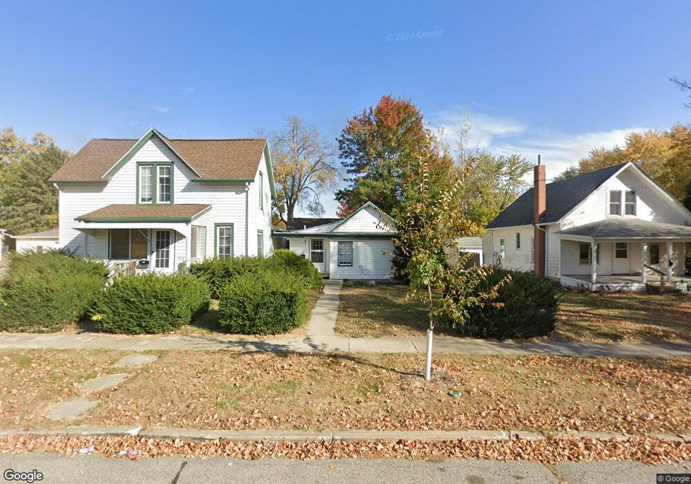 1418 Walnut St, Cedar Falls, IA 50613 - photo 1