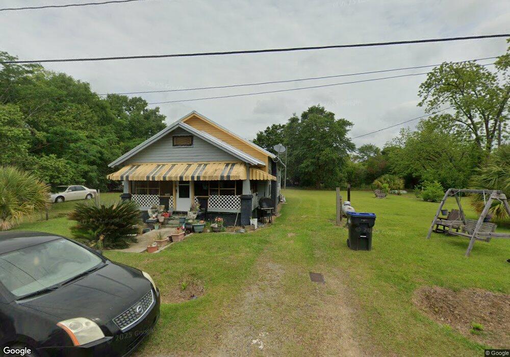 912 E Oconee St, Fitzgerald, GA 31750 - photo 1