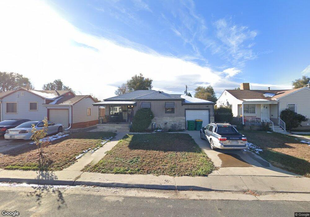 2357 Geneva St, Aurora, CO 80010 - photo 1