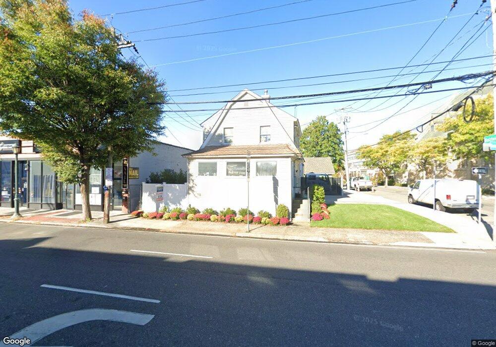 17 New Hyde Park Rd, Franklin Square, NY 11010 - photo 1