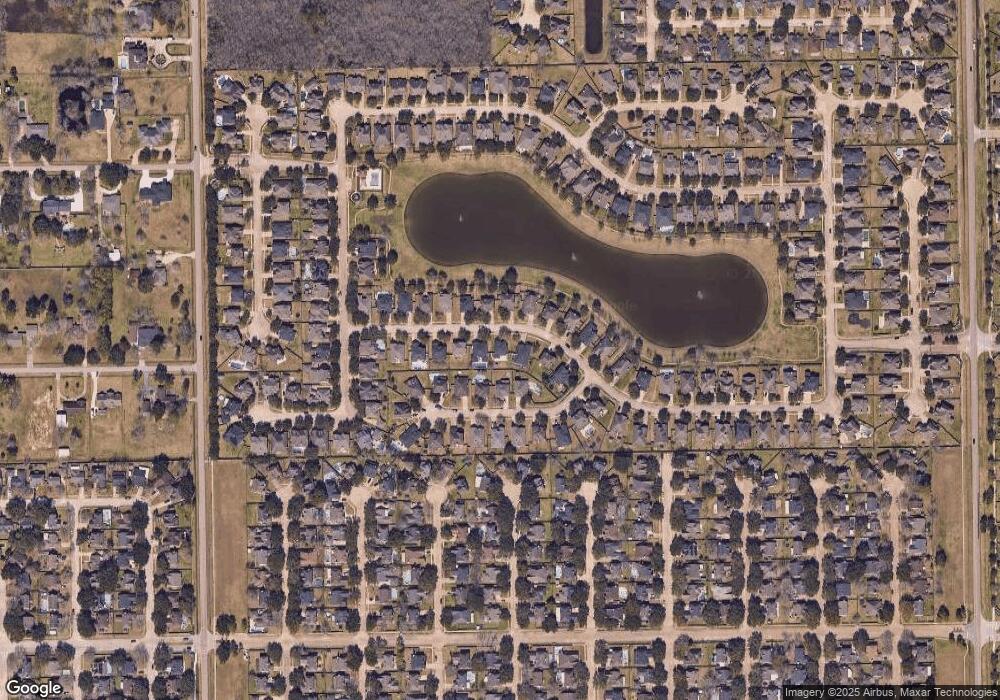 4802 Lakefront Terrace Dr, Pearland, TX 77584 - photo 1