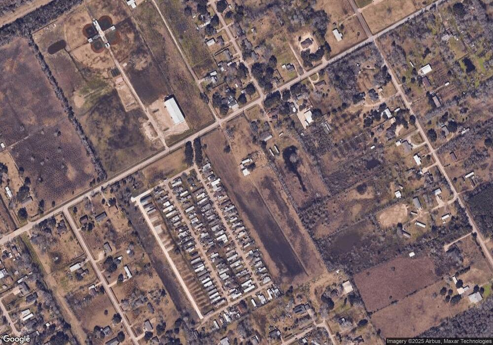 4225 County Road 424, Alvin, TX 77511 - photo 1