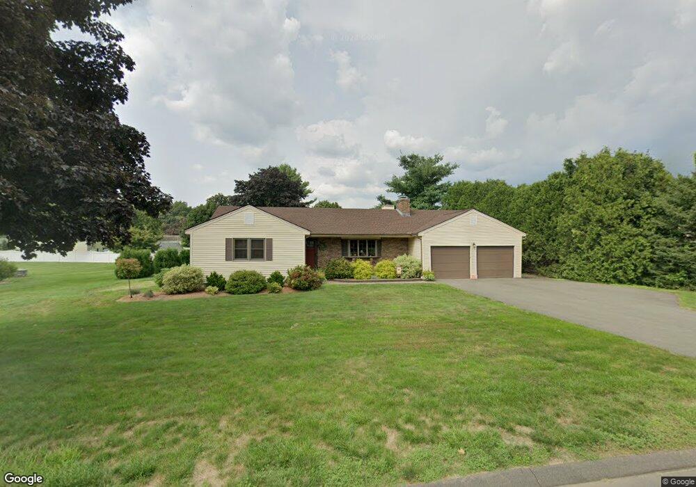 4 Cross St, Cromwell, CT 06416 - photo 1