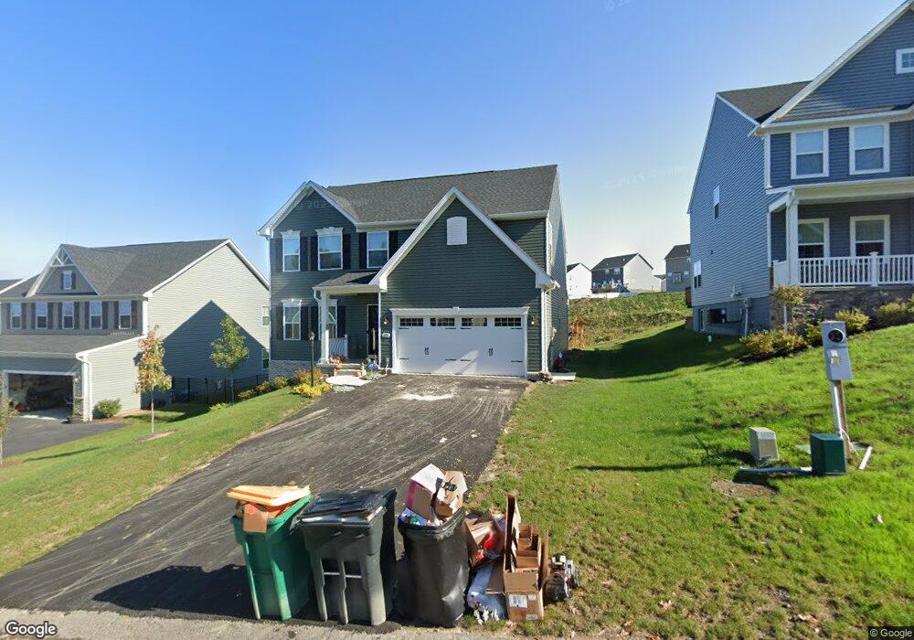 209 Regency Dr, Eighty Four, PA 15330 - photo 1