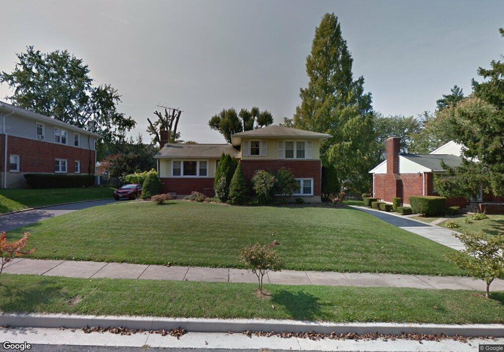 914 Starbit Rd, Towson, MD 21286 - photo 1