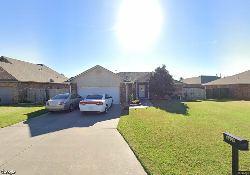 2302 Whispering Pine Blvd, Shawnee, OK 74804 - photo 1