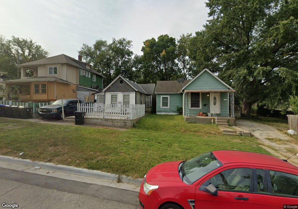 619 SW 3rd St, Topeka, KS 66603 - photo 1