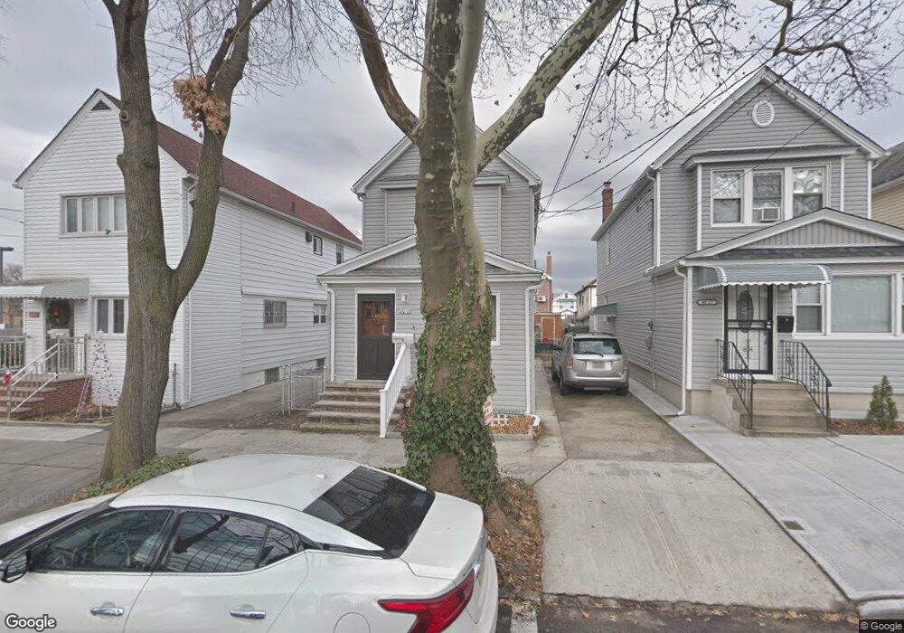 8015 160th St, Jamaica, NY 11432 - photo 1