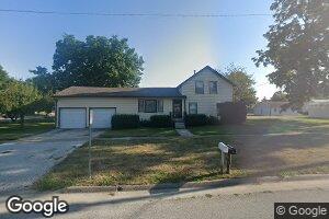 514 E 3rd St, Wilton, IA 52778