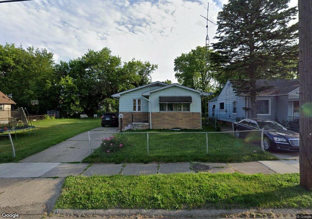 769 E Holbrook Ave, Flint, MI 48505 - photo 1
