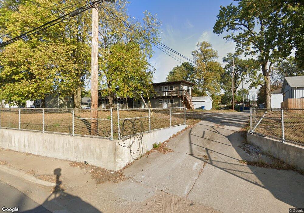 9 Blakely Ave, Terre Haute, IN 47803 - photo 1