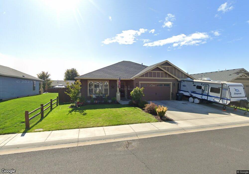 804 Summit Ave, Moxee, WA 98936 - photo 1