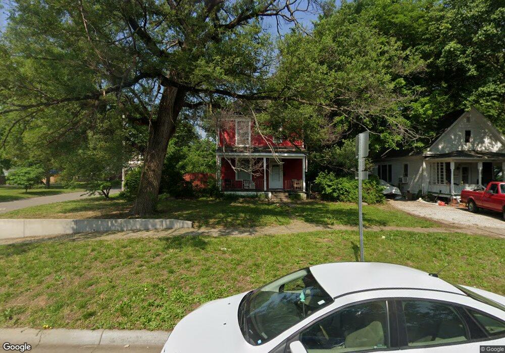 2029 SW Clay St, Topeka, KS 66604 - photo 1