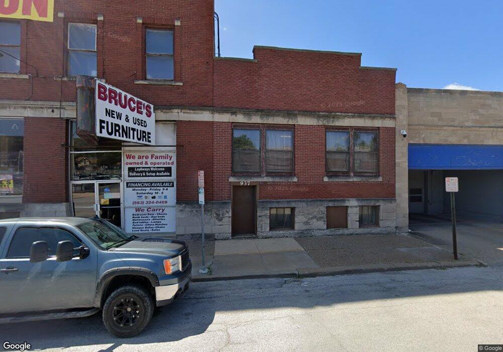 937 W 4th St, Davenport, IA 52802 - photo 1