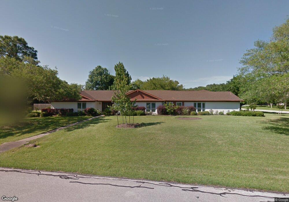 2201 Butler Dr, Friendswood, TX 77546 - photo 1