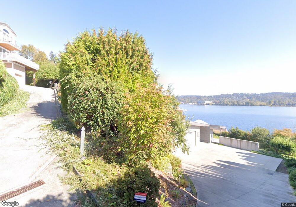 7970 E Mercer Way, Mercer Island, WA 98040 - photo 1
