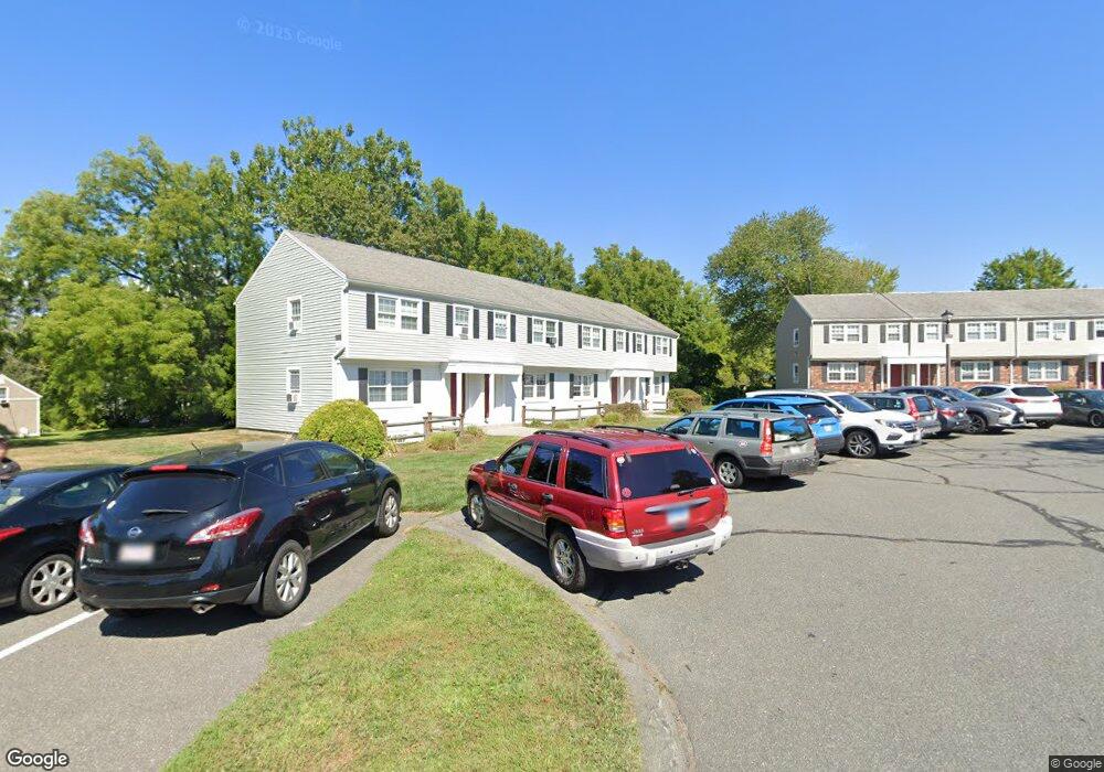 20 Hobart Ln, Amherst, MA 01002 - photo 1