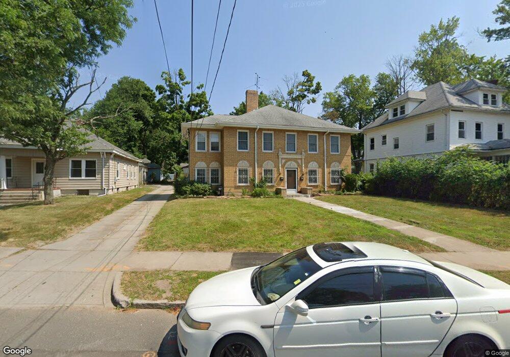 185 Westbourne Pkwy, Hartford, CT 06112 - photo 1