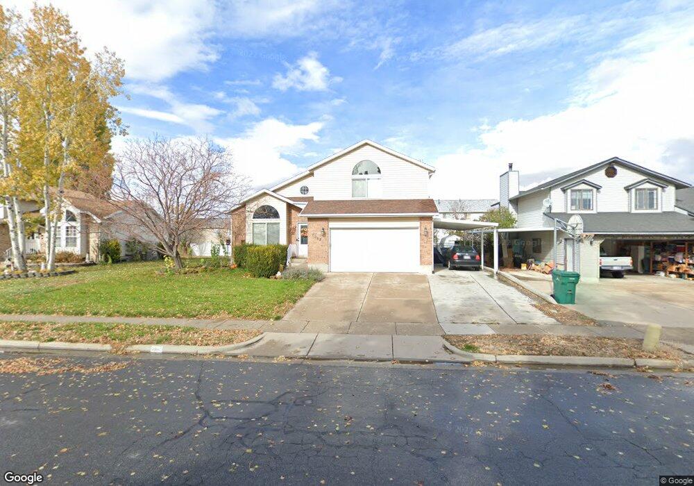 1052 W 450 S, Layton, UT 84041 - photo 1