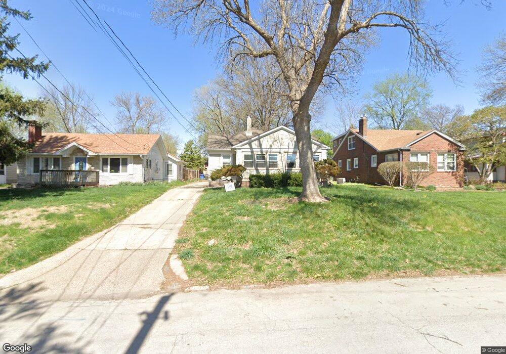 1719 Northwest Dr, Des Moines, IA 50310 - photo 1