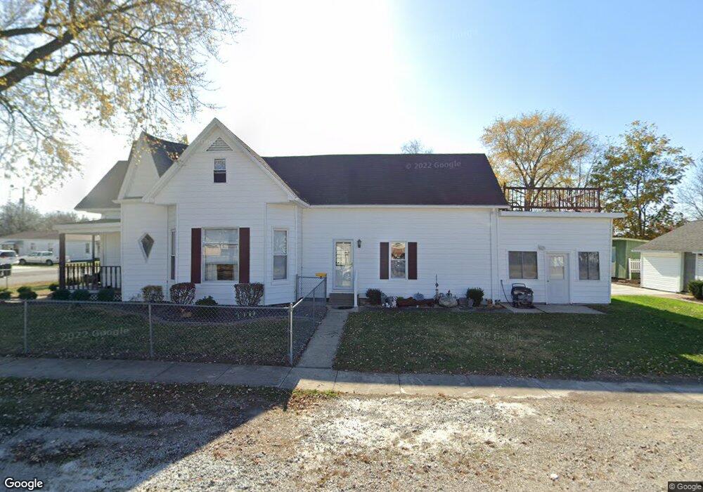 601 S Linden St, Effingham, IL 62401 - photo 1