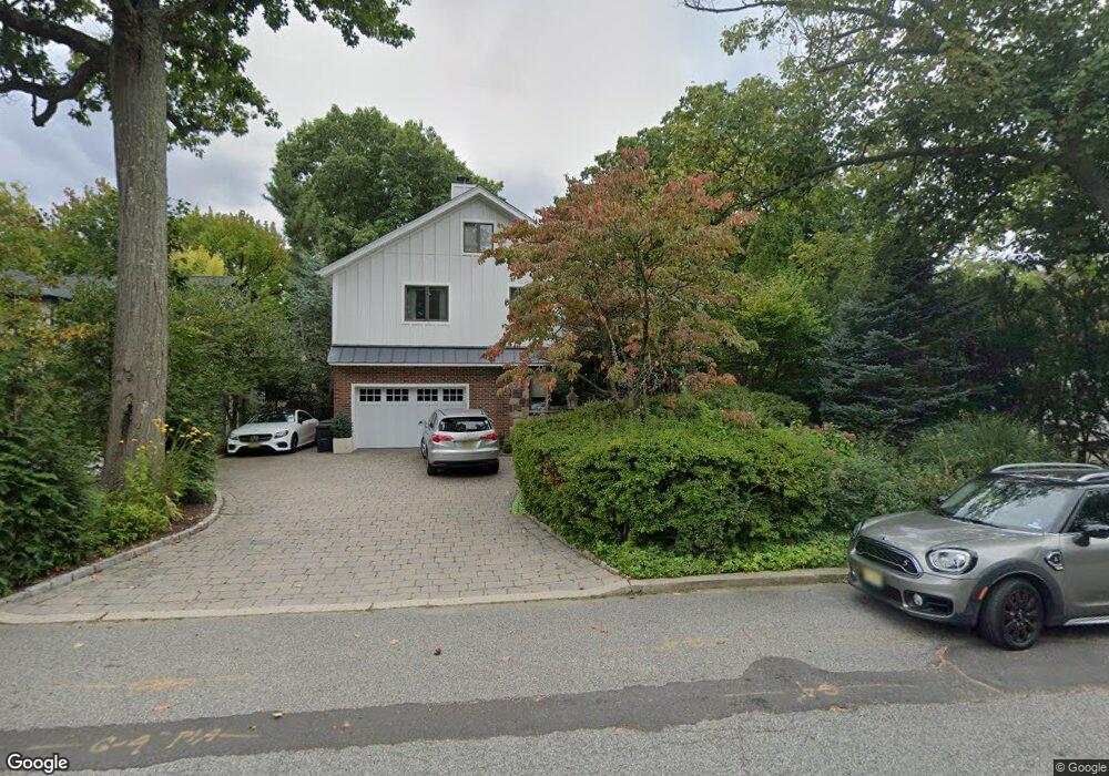 120 Pershing Rd, Englewood Cliffs, NJ 07632 - photo 1