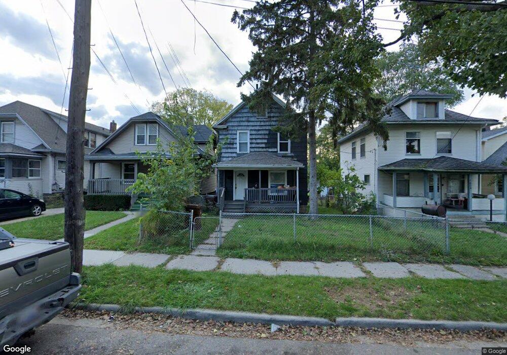 1808 Maplewood Ave, Lansing, MI 48910 - photo 1