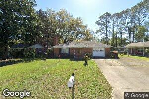 406 Dyches Dr, Savannah, GA 31406