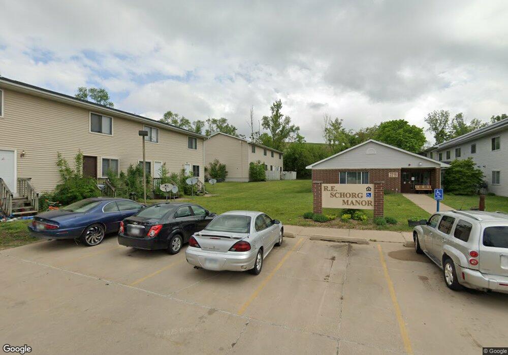 2211 C St SW unit 3, Cedar Rapids, IA 52404 - photo 1