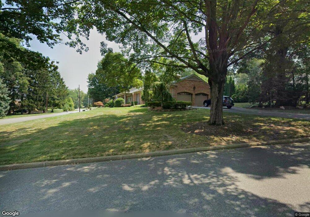 696 Laurel Ln, Wyckoff, NJ 07481 - photo 1