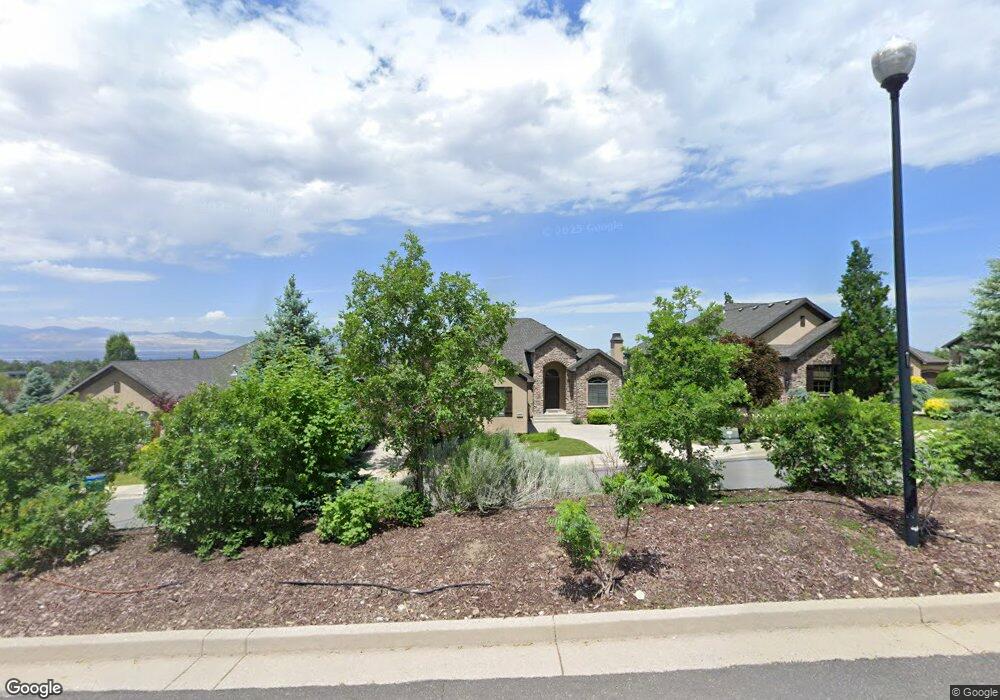 10976 S Secret View Dr, Sandy, UT 84092 - photo 1