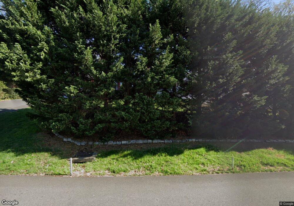 5721 Colfax Ave, Alexandria, VA 22311 - photo 1