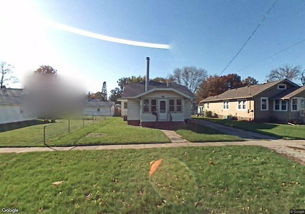 813 E 6th St N, Newton, IA 50208 - photo 1