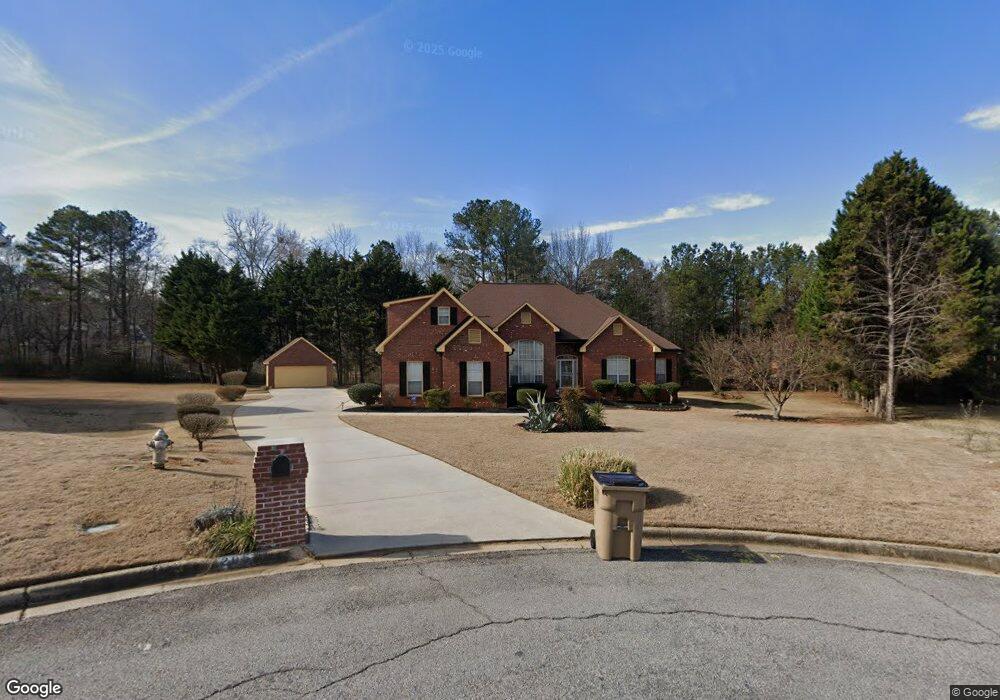 205 Awendaw Cir, Ellenwood, GA 30294 - photo 1