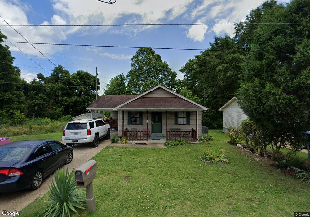 346 Lincoln St, Jackson, TN 38301 - photo 1