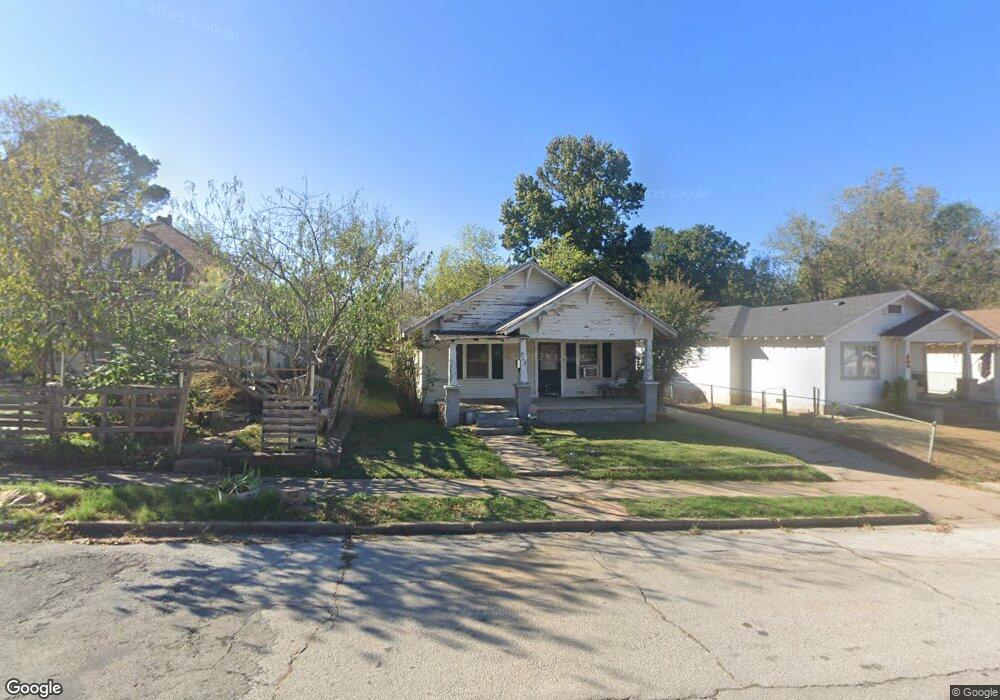 712 S Morton Ave, Okmulgee, OK 74447 - photo 1