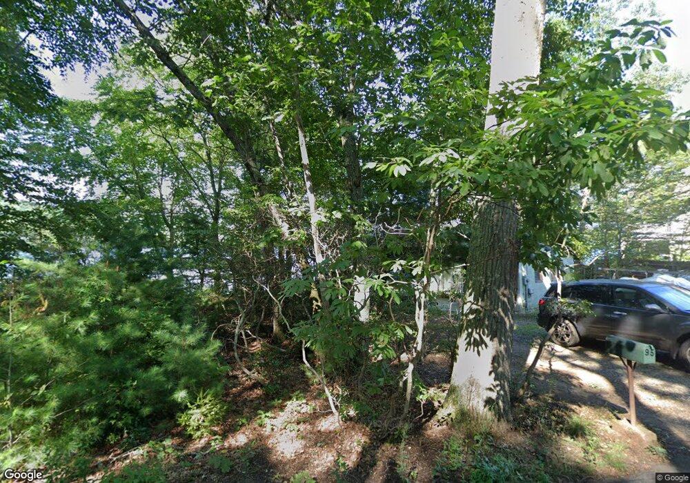 95 Shore Dr, Old Lyme, CT 06371 - photo 1