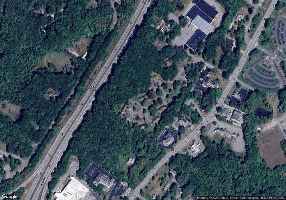 32 Linwood Rd, Freeport, ME 04032 - photo 1