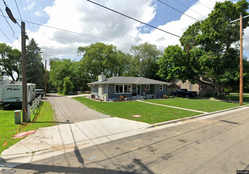 811 Clausen Ave, Albert Lea, MN 56007 - photo 1