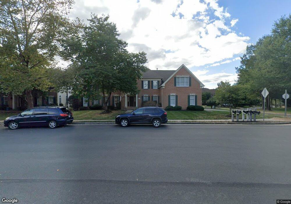 12797 Misty Creek Ln, Fairfax, VA 22033 - photo 1