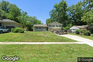 2523 Belle Crest Dr, Lawrence, KS 66046
