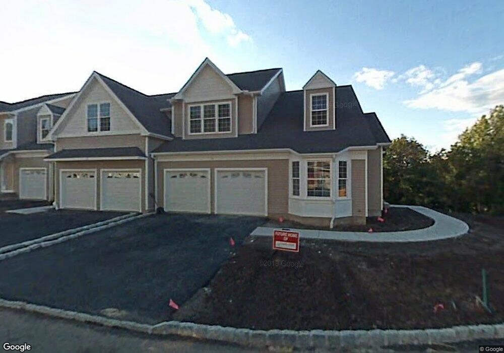 55 Bannan Ln unit 81, Berlin, CT 06037 - photo 1